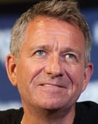 Sean Pertwee