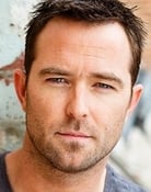 Sullivan Stapleton